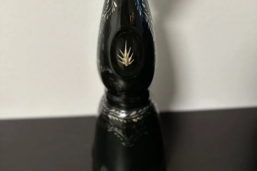 Clase Azul Ultra bottle