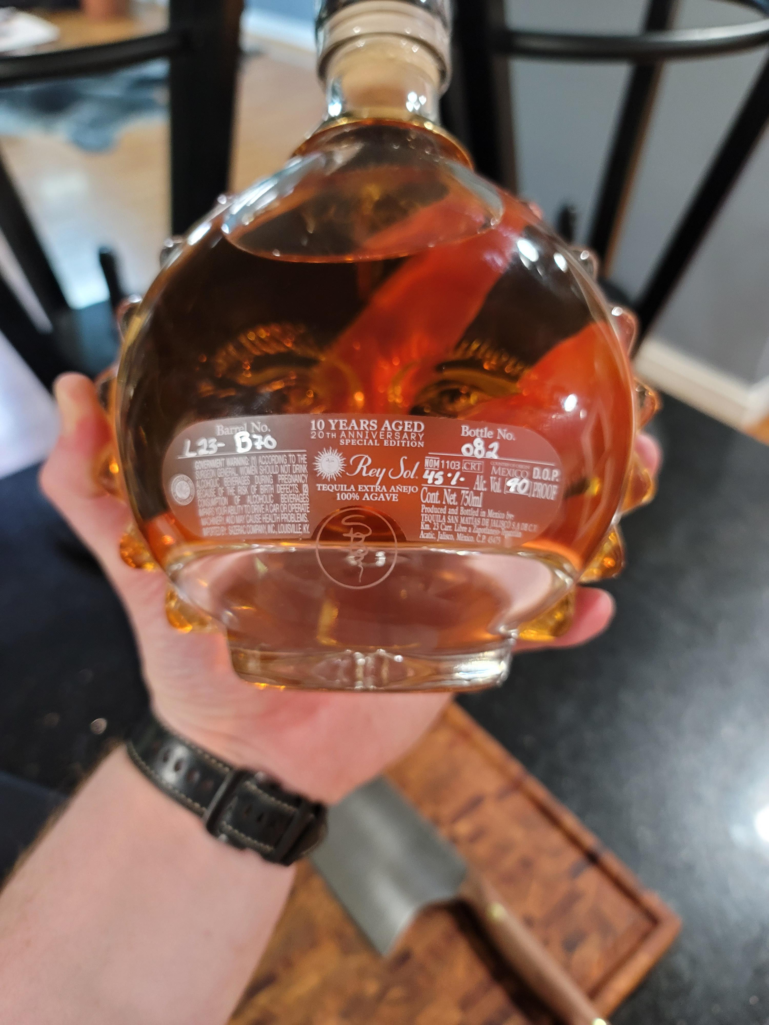 Rey Sol Añejo tequila bottle